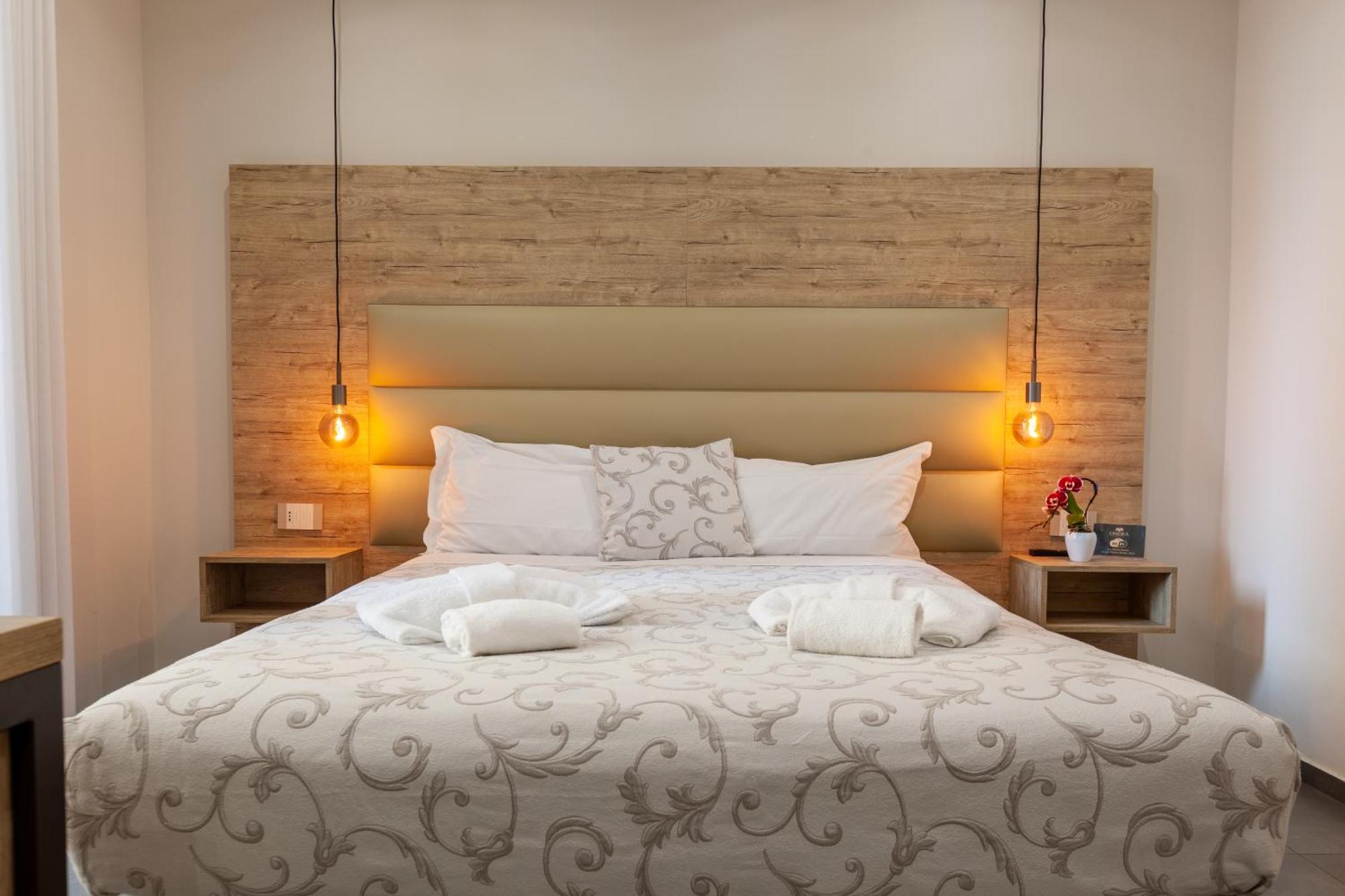 Oneira Rooms Agrigento Exteriör bild